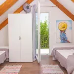 Vakantiehuis Kuca Za Odmor Laurus S Bazenom
