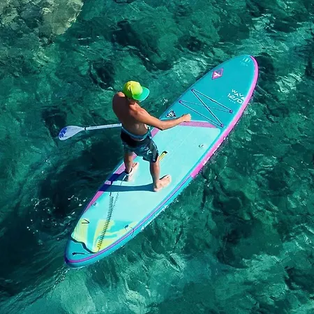 Dom wakacyjny Kuca Za Odmor Laurus S Bazenom